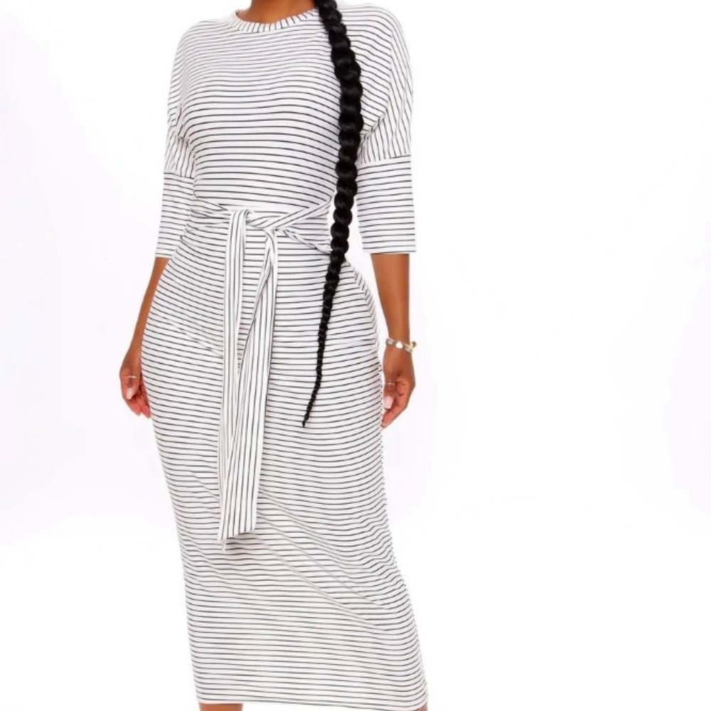 Fashion Nova Maxi dress
